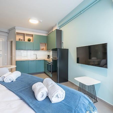 Stylish Urban Suites เอเธนส์ ภายนอก รูปภาพ