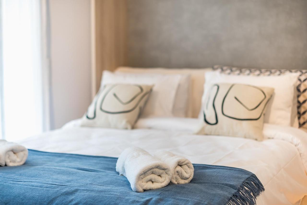 Stylish Urban Suites เอเธนส์ ภายนอก รูปภาพ