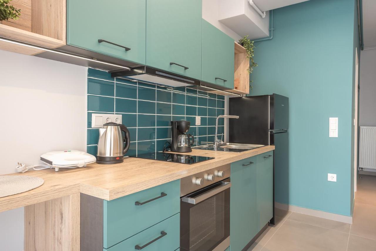Stylish Urban Suites เอเธนส์ ภายนอก รูปภาพ