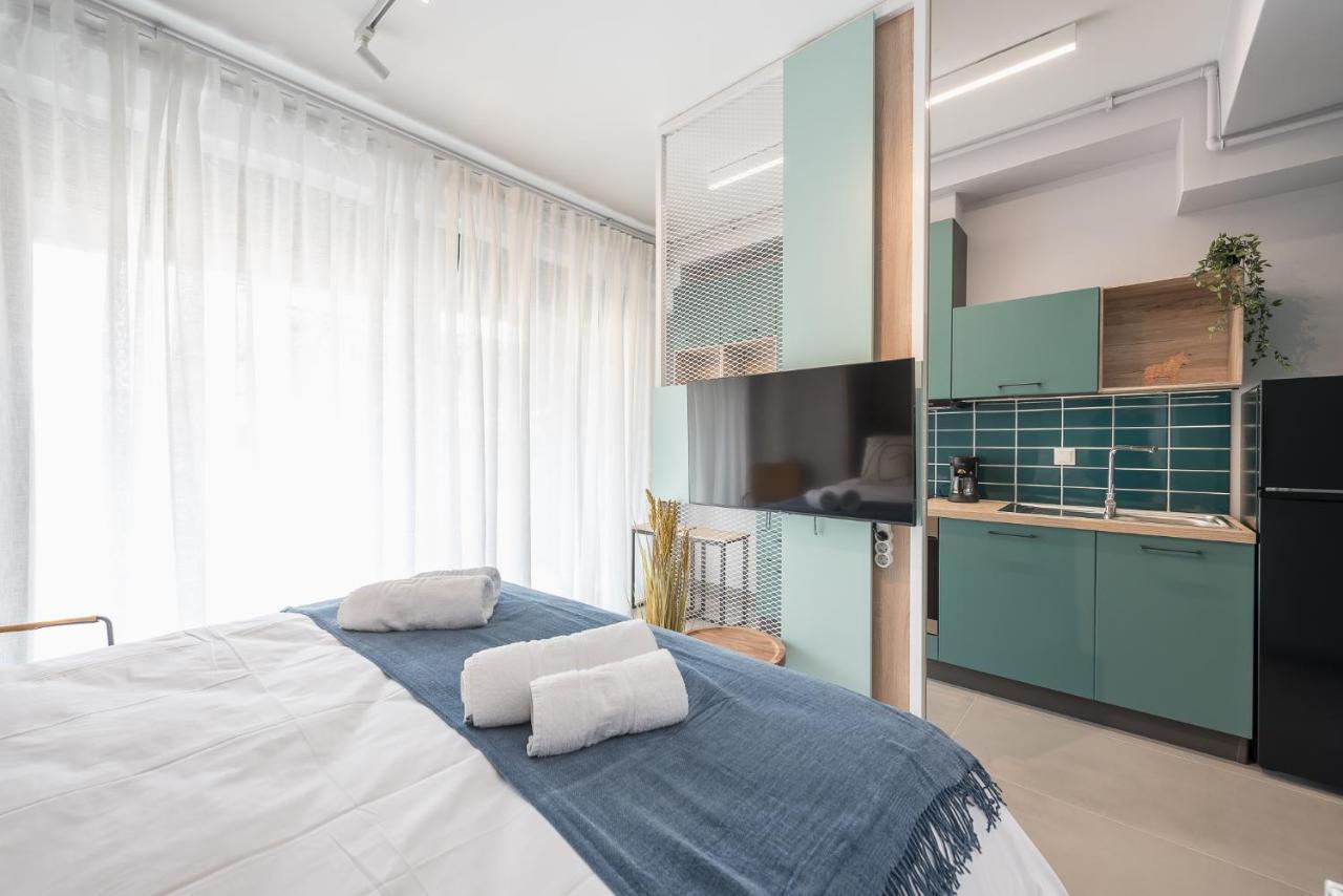 Stylish Urban Suites เอเธนส์ ภายนอก รูปภาพ