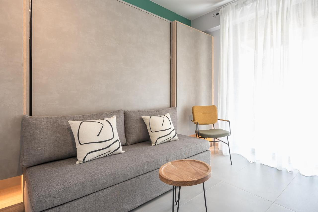 Stylish Urban Suites เอเธนส์ ภายนอก รูปภาพ