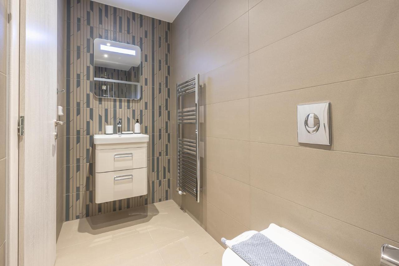 Stylish Urban Suites เอเธนส์ ภายนอก รูปภาพ