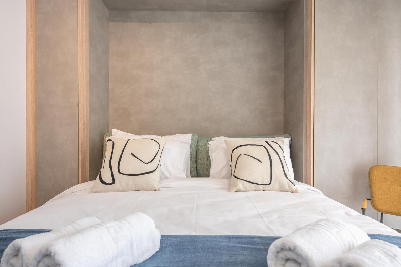 Stylish Urban Suites เอเธนส์ ภายนอก รูปภาพ